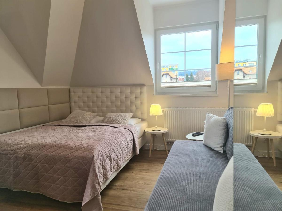 Apartamenty "La Villa" Z Klimatyzacja, Ogrodem, Parkingiem, Blisko Centrum Kudowa Zdroj Exterior photo